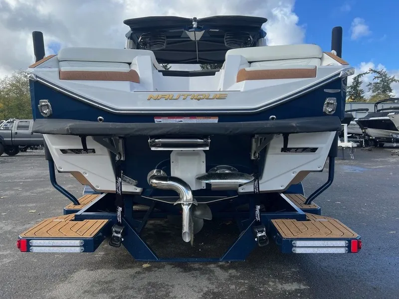 Slide: The Image of Nautique Super Air Nautique G25 2025 - 5