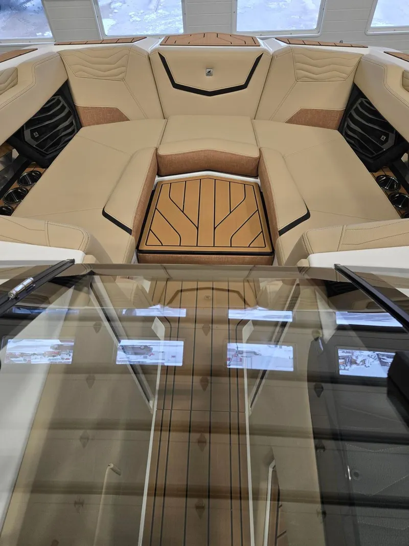 Slide: The Image of Nautique G23 2026 - 14