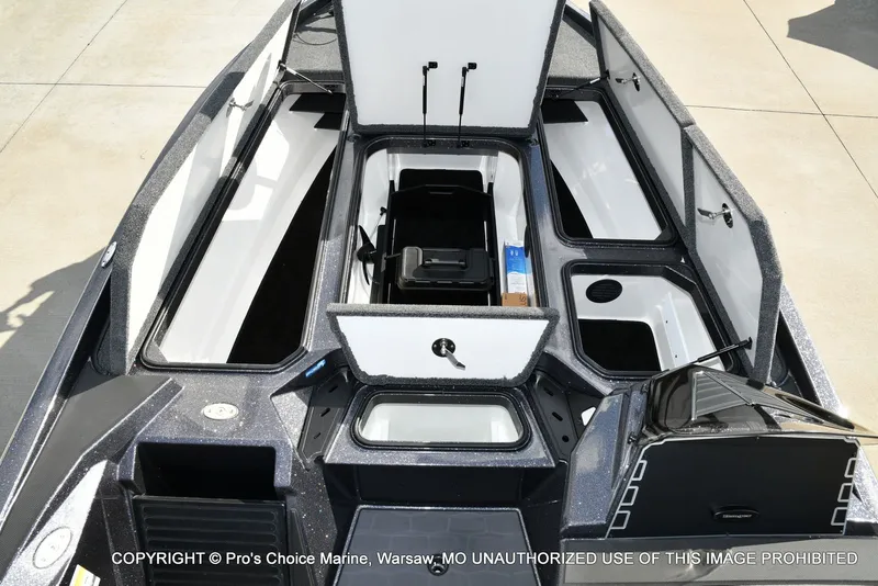 Slide: The Image of Ranger Z521 2026 - 50