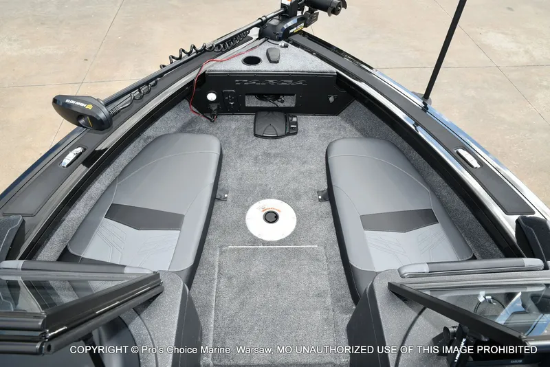 Slide: The Image of Tracker TARGA V-18 Combo w/150HP 4 Stroke 2026 - 14