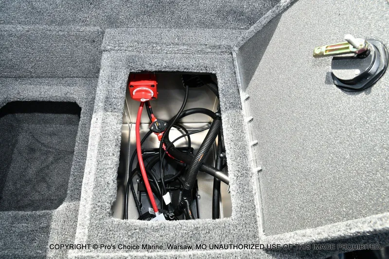 Slide: The Image of Tracker TARGA V-18 Combo w/150HP 4 Stroke 2026 - 72