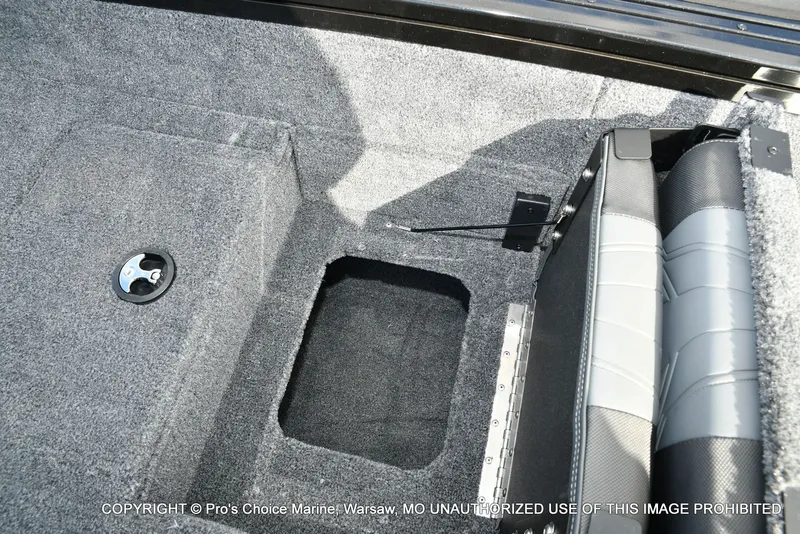 Slide: The Image of Tracker TARGA V-18 Combo w/150HP 4 Stroke 2026 - 74