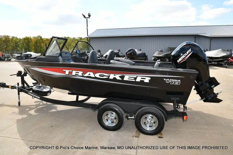 Slide: The Image of Tracker TARGA V-18 Combo w/150HP 4 Stroke 2026 - 89