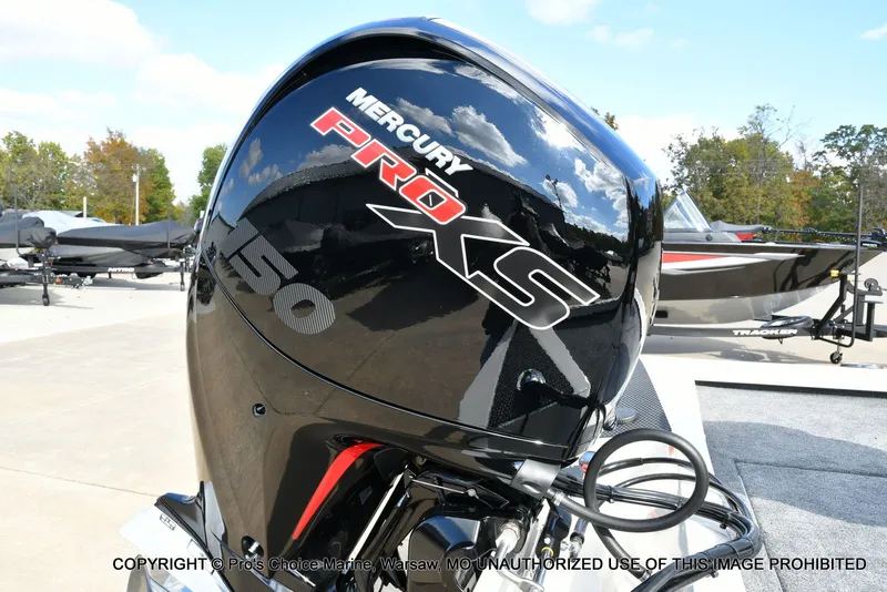 Slide: The Image of Ranger RT198P Cup Garmin Livescope Equipped 2026 - 21