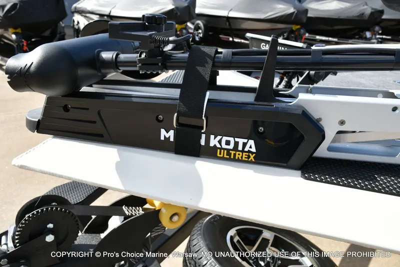 Slide: The Image of Ranger RT198P Cup Garmin Livescope Equipped 2026 - 27