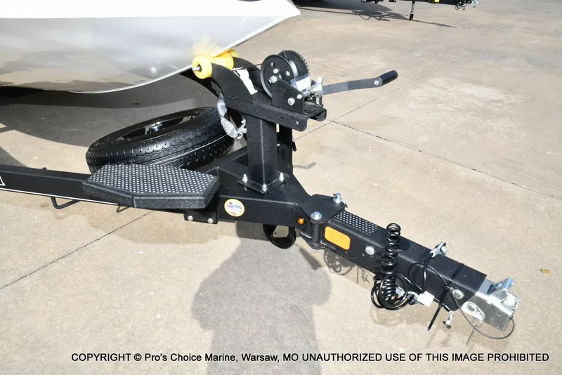 Slide: The Image of Ranger RT198P Cup Garmin Livescope Equipped 2026 - 32