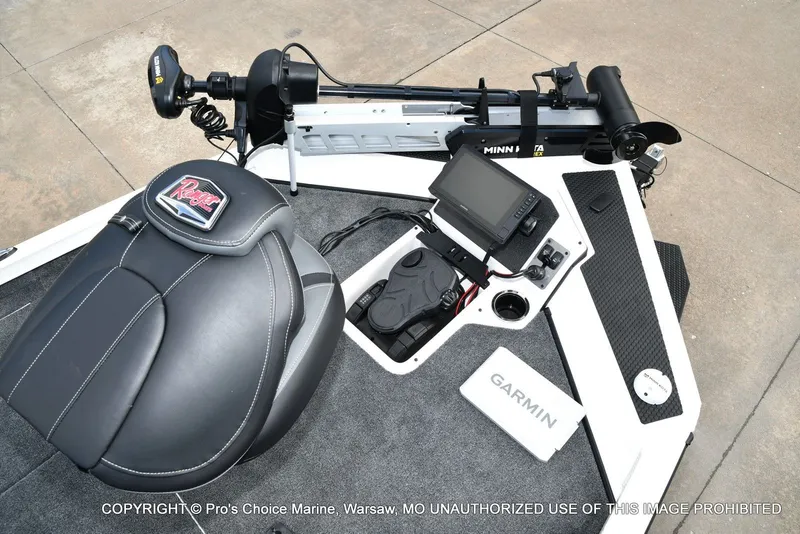 Slide: The Image of Ranger RT198P Cup Garmin Livescope Equipped 2026 - 48