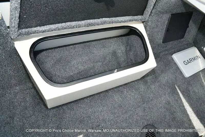 Slide: The Image of Ranger RT198P Cup Garmin Livescope Equipped 2026 - 52