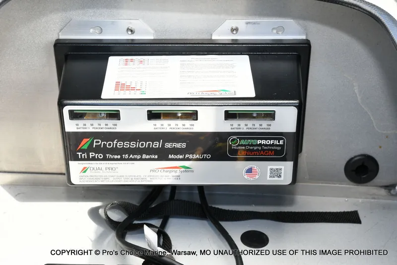 Slide: The Image of Ranger RT198P Cup Garmin Livescope Equipped 2026 - 68