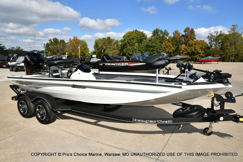 Slide: The Image of Ranger RT198P Cup Garmin Livescope Equipped 2026 - 75