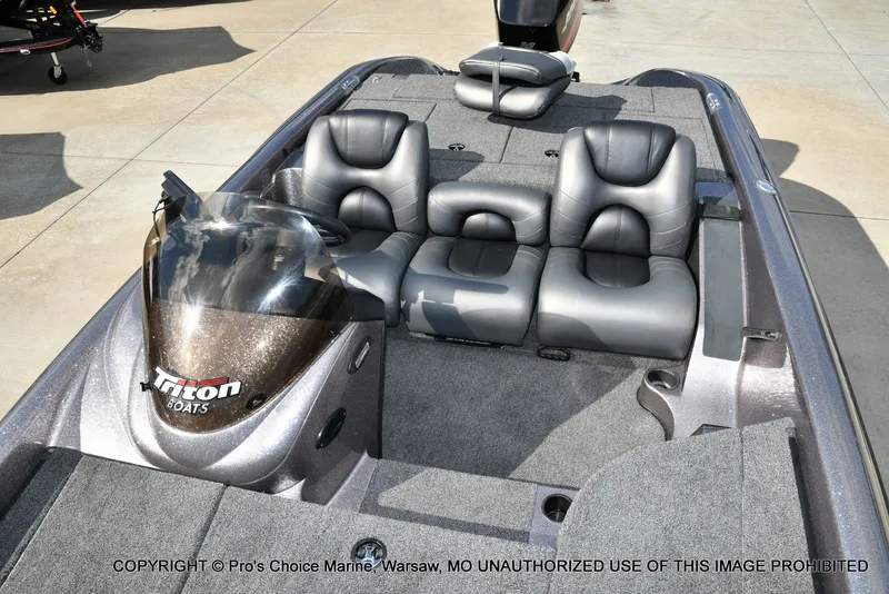 Slide: The Image of Triton Tr-186 2002 - 11