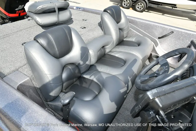 Slide: The Image of Triton Tr-186 2002 - 13