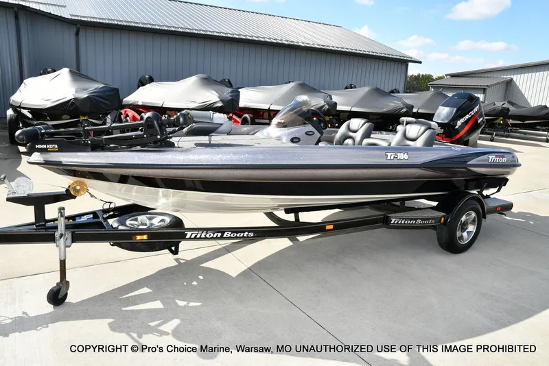 Slide: The Image of Triton Tr-186 2002 - 26