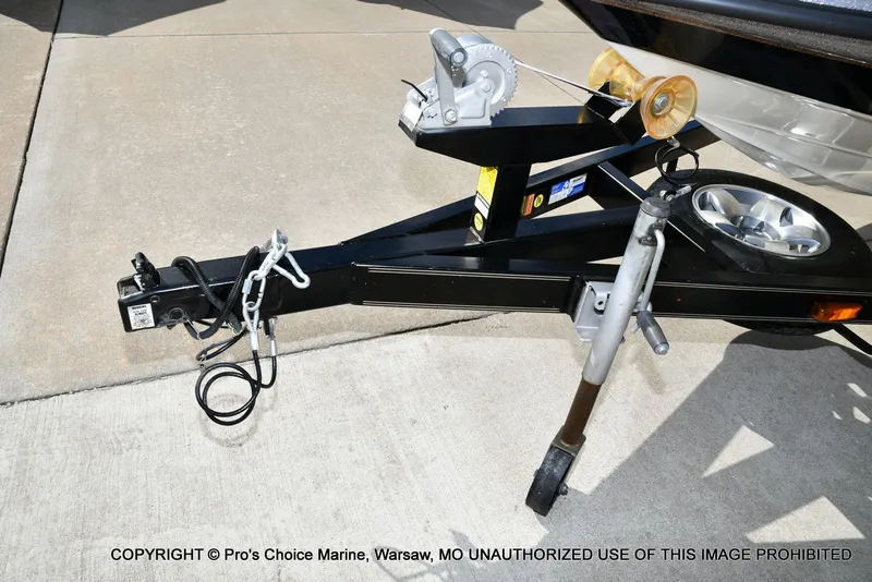 Slide: The Image of Triton Tr-186 2002 - 30