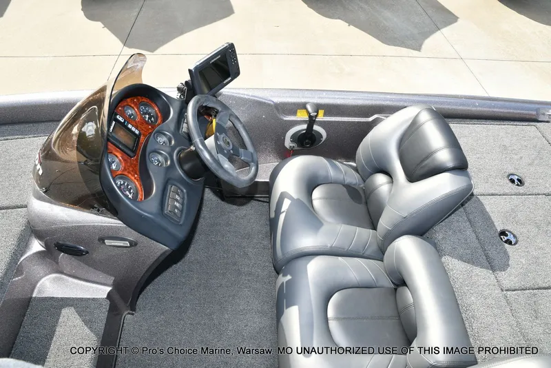 Slide: The Image of Triton Tr-186 2002 - 44