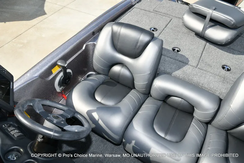 Slide: The Image of Triton Tr-186 2002 - 50