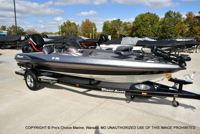 Slide: The Image of Triton Tr-186 2002 - 71