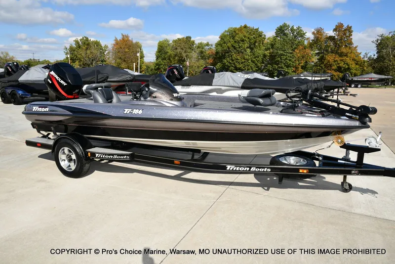 Slide: The Image of Triton Tr-186 2002 - 72