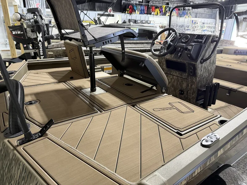 Slide: The Image of Thor LAKE HAMMER 1900 CC 2026 - 3