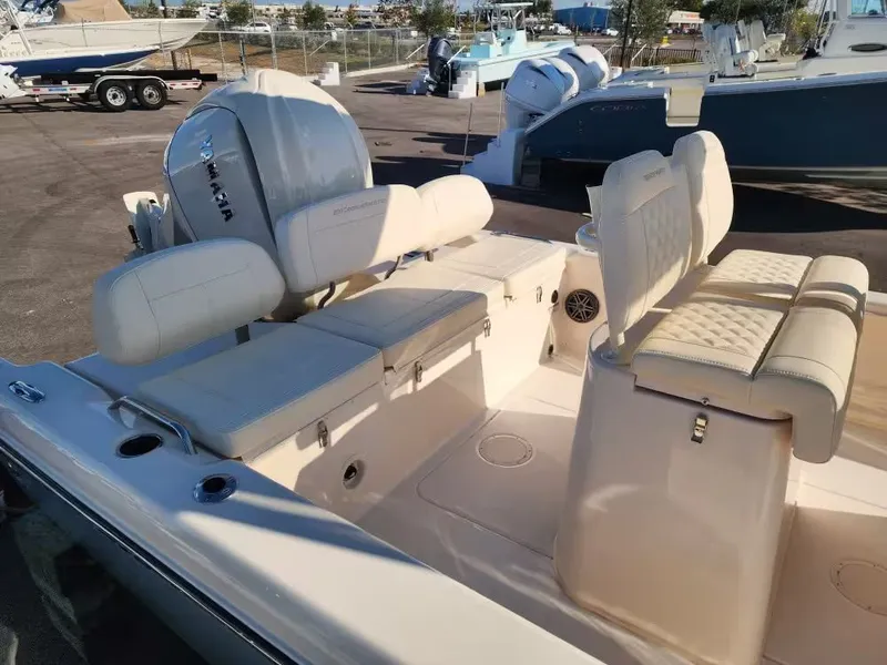 Slide: The Image of Grady-White 251 Coastal Explorer 2026 - 9