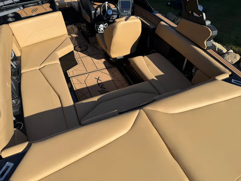 Slide: The Image of ATX ATX Surf Boats 20 Type-S 2023 - 603