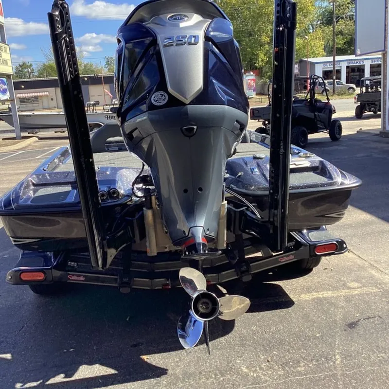 Slide: The Image of Bass Cat Cougar FTD 2023 - 33