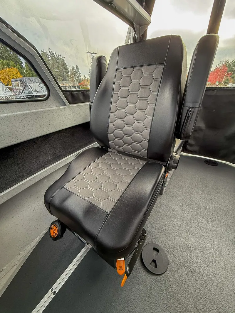 Slide: The Image of North River 21 SEAHAWK RTF 2026 - 12