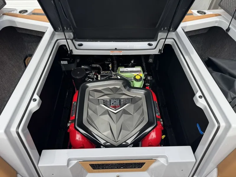 Slide: The Image of Nautique Super Air Nautique G25 2025 - 16