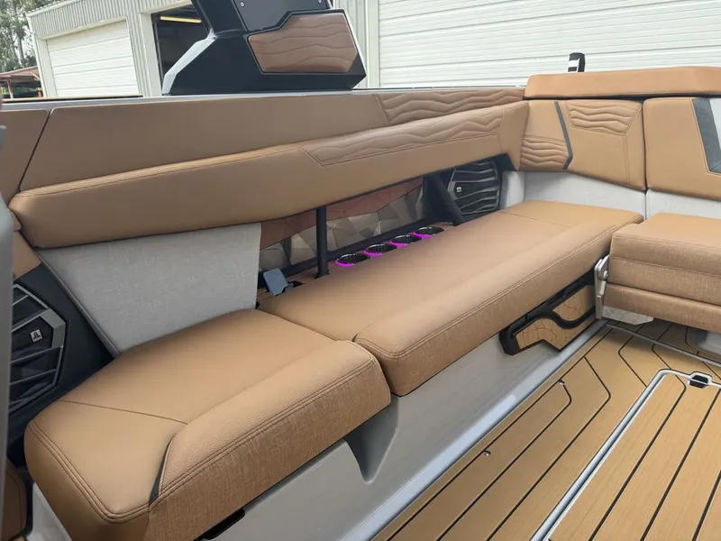 Slide: The Image of Nautique Super Air Nautique G25 2025 - 7