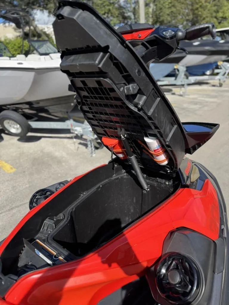 Slide: The Image of Sea-Doo RXT®-X® 300 IBR Eclipse Black and Lava R 2020 - 11