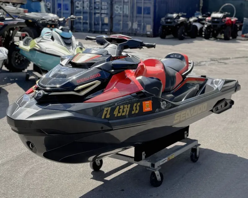 Slide: The Image of Sea-Doo RXT®-X® 300 IBR Eclipse Black and Lava R 2020 - 2