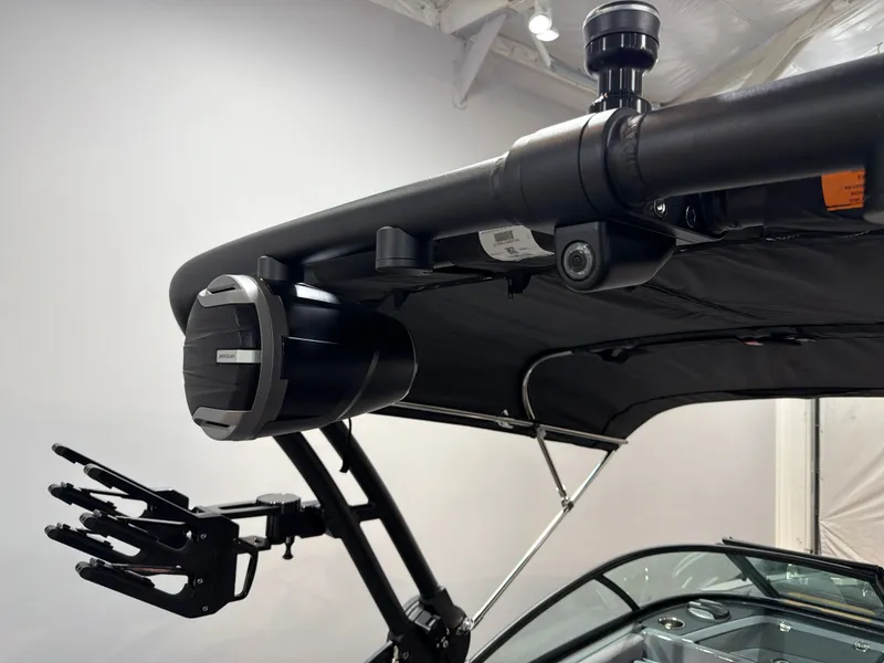 Slide: The Image of MasterCraft XT23 2026 - 22