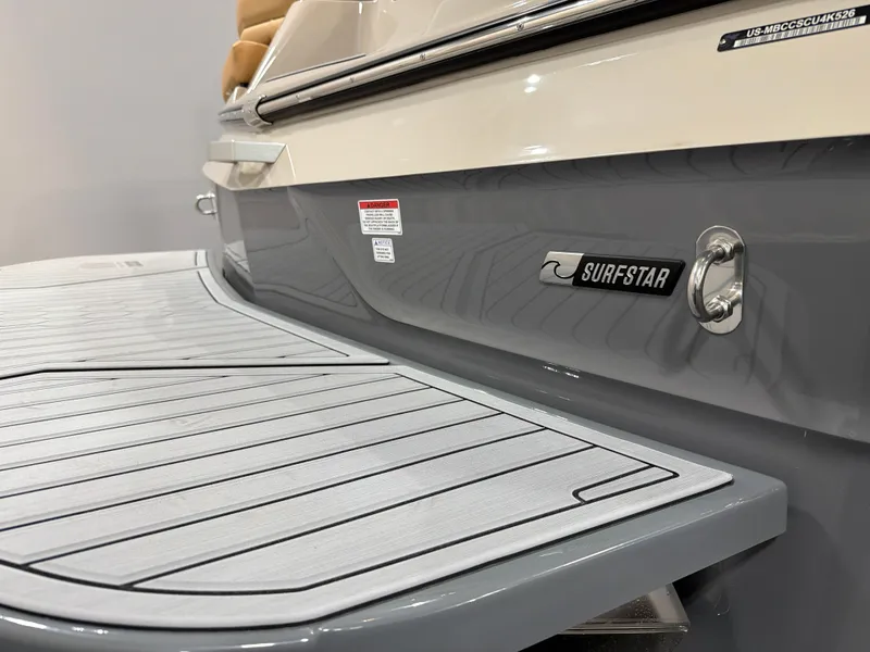 Slide: The Image of MasterCraft XT23 2026 - 6