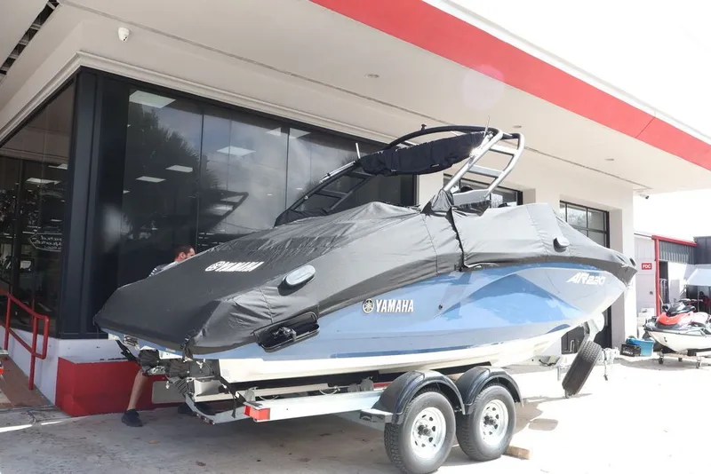 Slide: The Image of Yamaha AR220 2026 - 23