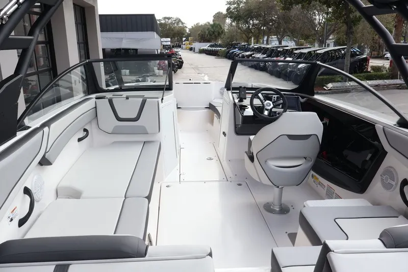 Slide: The Image of Yamaha AR220 2026 - 8