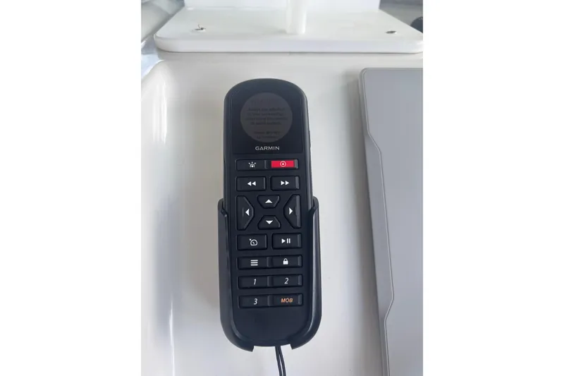 Slide: The Image of Garmin remote control on Parker 2820 XLD Sport Cabin, 2024 model. - 8