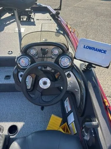 Slide: The Image of Tracker Pro Team 175 TXW 2022 - 7