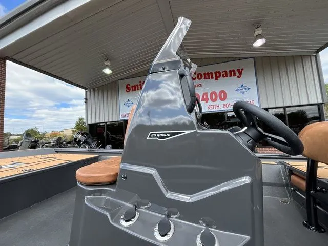 Slide: The Image of Avid 20 Rogue CC 2026 - 6