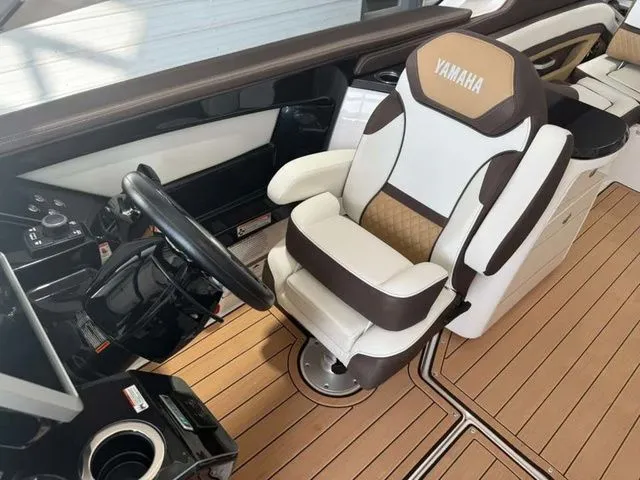 Slide: The Image of Yamaha 275SD 2022 - 12