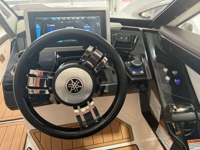 Slide: The Image of Yamaha 275SD 2022 - 13