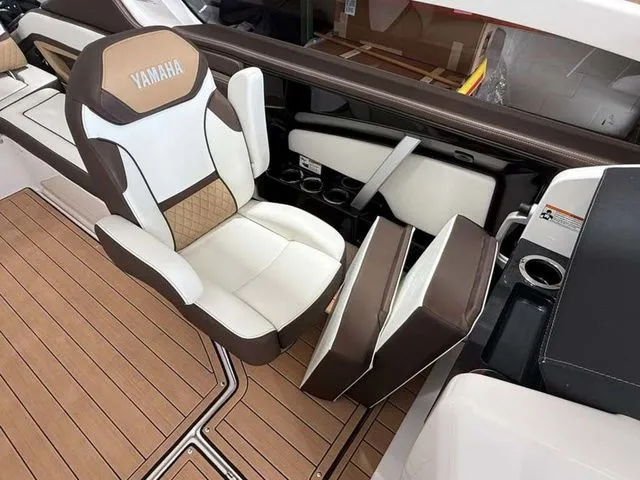 Slide: The Image of Yamaha 275SD 2022 - 9