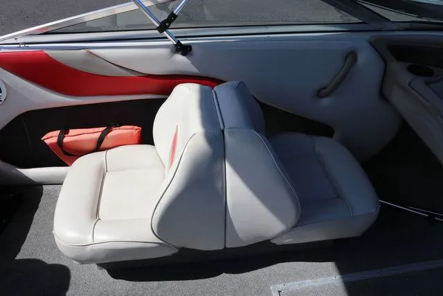 Slide: The Image of Bluewater Mirage 18' (Mechanic's Special) 2002 - 13