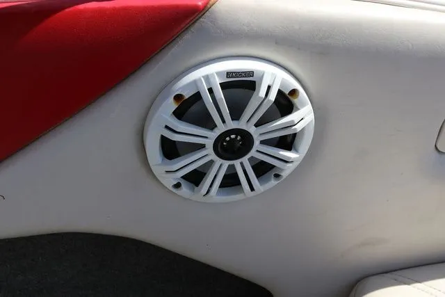 Slide: The Image of Bluewater Mirage 18' (Mechanic's Special) 2002 - 24