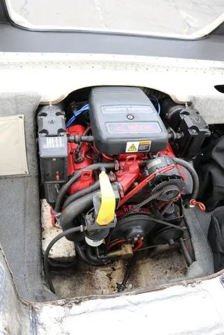 Slide: The Image of Bluewater Mirage 18' (Mechanic's Special) 2002 - 27