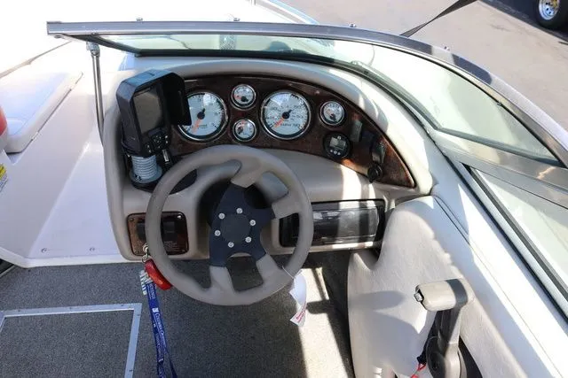 Slide: The Image of Bluewater Mirage 18' (Mechanic's Special) 2002 - 8