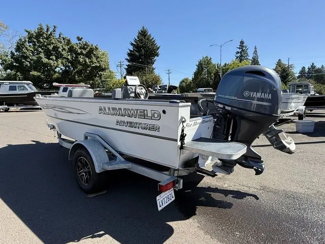 Slide: The Image of Alumaweld Adventurer 18' 2025 - 4