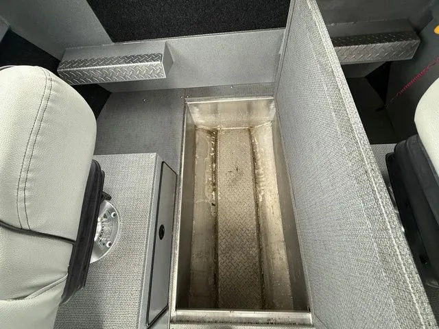 Slide: The Image of Kingfisher Coastal Express 28 2020 - 40