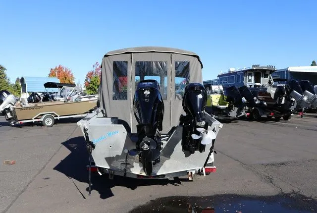 Slide: The Image of Alumaweld Stryker 17' (As Is) 2000 - 7