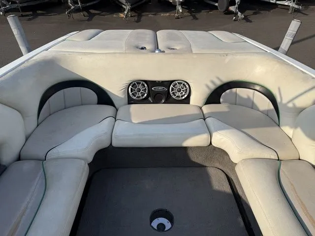 Slide: The Image of Malibu Wakesetter 23' 2007 - 11