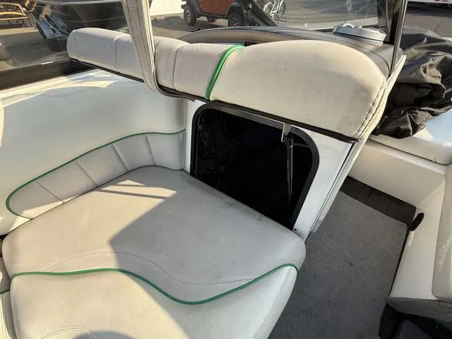 Slide: The Image of Malibu Wakesetter 23' 2007 - 20